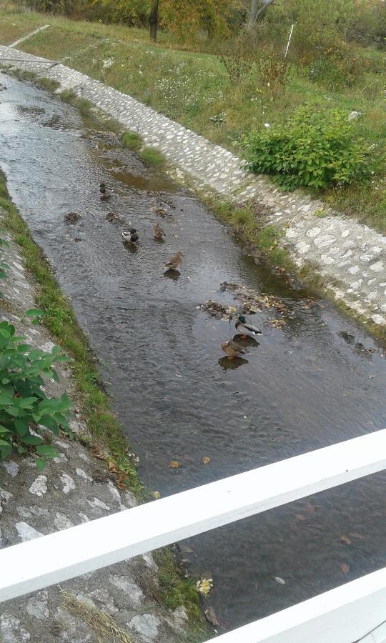 Riverside Apartman**** Miskolc Appartement Buitenkant foto