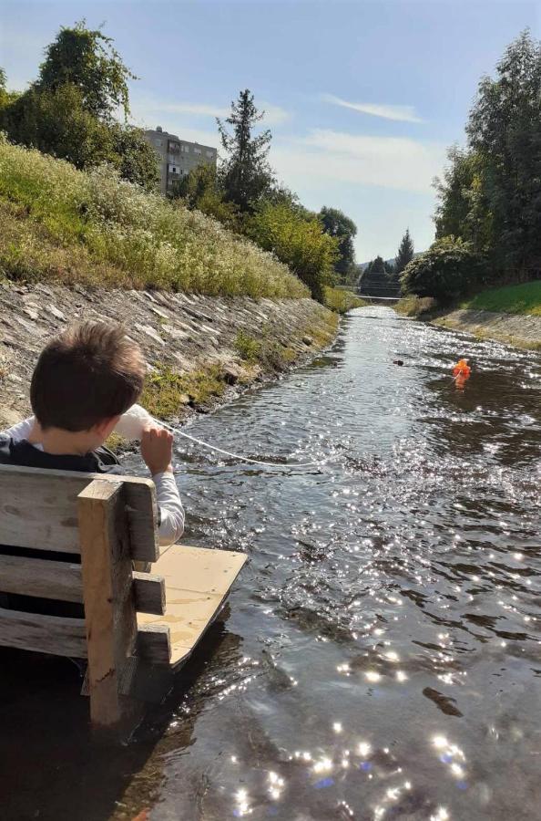 Riverside Apartman**** Miskolc Buitenkant foto